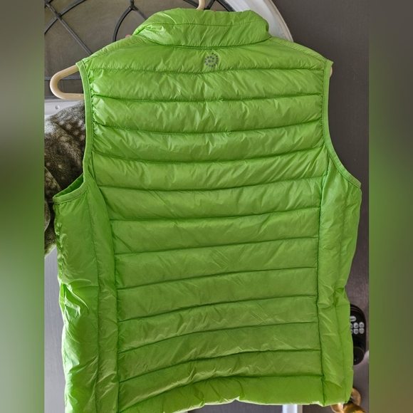 Be Inspired Down Packable down Vest L lime green (g5) - Picture 2 of 5